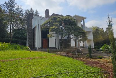 7 Bed House with En Suite in Karen