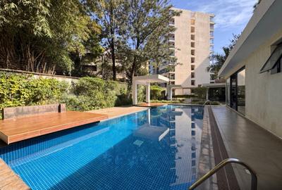 Serviced 2 Bed Apartment with En Suite in Lavington - 4