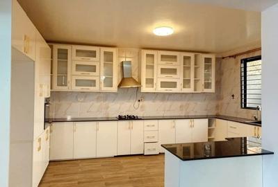 4 Bed House with En Suite in Kitengela - 3