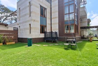 5 Bed Townhouse with En Suite in Lavington - 2