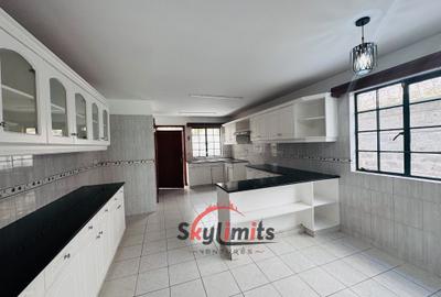 5 Bed Townhouse with Staff Quarters at Spring Valley