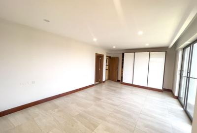 2 Bed Apartment with En Suite at Rhapta Rd