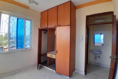 3 Bed Apartment with En Suite in Tudor - 3