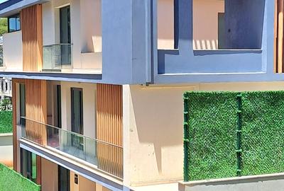 5 Bed Villa with En Suite at Lavington