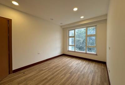 3 Bed Apartment with En Suite in Parklands