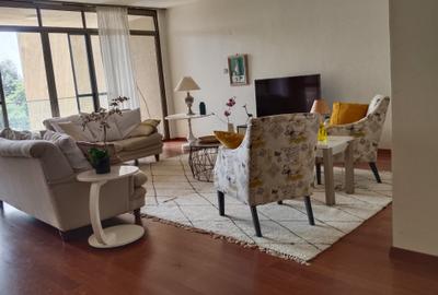 Serviced 3 Bed Apartment with En Suite at 6Th Parklands