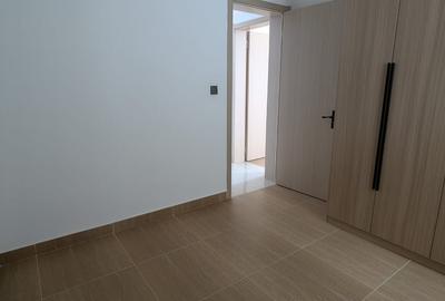 2 Bed Apartment with En Suite in Ruaka