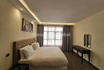 Furnished 2 Bed Apartment with En Suite in Spring Valley