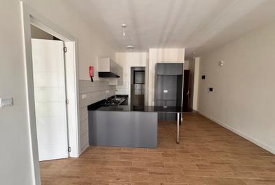 Serviced 1 Bed Apartment with En Suite in Lavington - 2