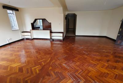 3 Bed Apartment with Parking in Kilimani