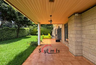 4 Bed Townhouse with En Suite in Kitisuru - 2