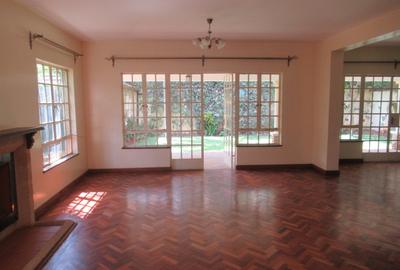 5 Bed Townhouse with En Suite at Lavington