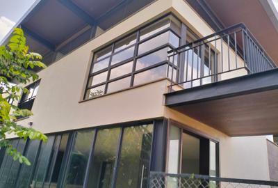 5 Bed Townhouse with En Suite in Kiambu Road