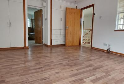 3 Bed House with En Suite at Runda