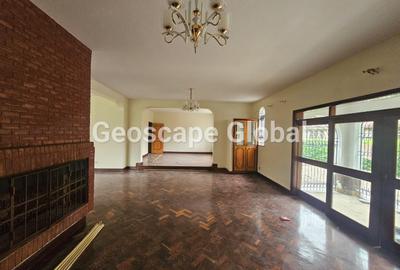 4 Bed House with En Suite in Muthaiga