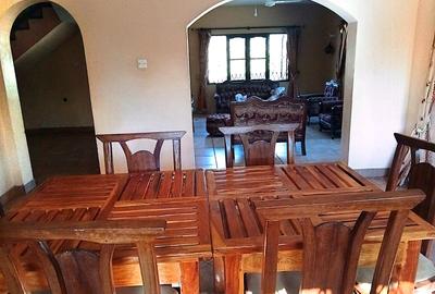 5 Bed House with En Suite at Serena Beach - 3