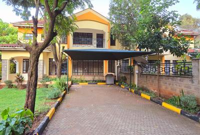 4 Bed Townhouse with En Suite at Lavington Green - 3