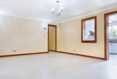 3 Bed Apartment with Gym in Thome