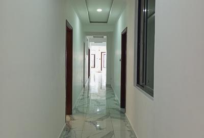 4 Bed Apartment with En Suite at Off Oceanic Road