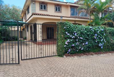 4 Bed House with En Suite in Kyuna