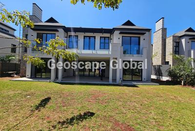 5 Bed Townhouse with En Suite in Runda