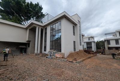 5 Bed Villa with En Suite at Kyuna - 4