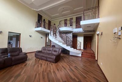 5 Bed House with En Suite in Karen - 2