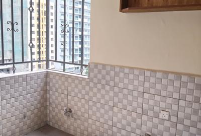 3 Bed Apartment with En Suite at Parklands - 4