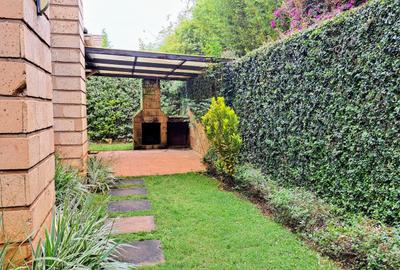4 Bed Villa with En Suite at Kitisuru