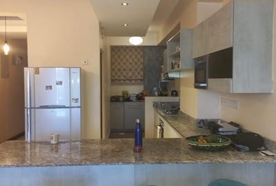 2 Bed Apartment with En Suite in Spring Valley