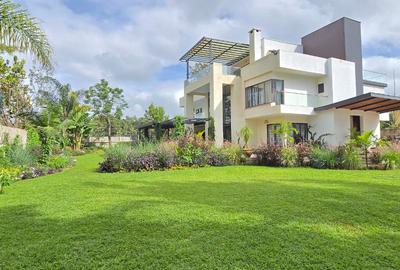 5 Bed Townhouse with En Suite in Runda