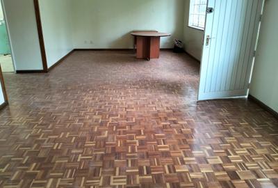 0.125 ft² Commercial Property with Service Charge Included in Westlands Area