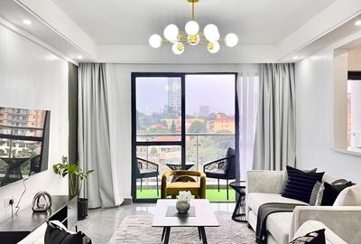 Serviced 2 Bed Apartment with En Suite in Riverside