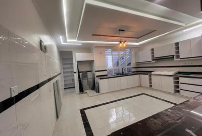 4 Bed House with En Suite in Ruiru - 4