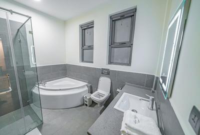 Serviced 3 Bed Apartment with En Suite in Spring Valley - 3