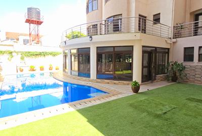 2 Bed Apartment with En Suite at Westlands Road