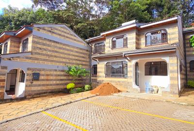 4 Bed Townhouse with En Suite at Lavington Road