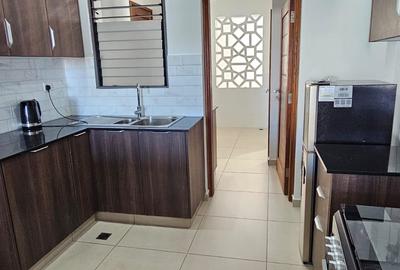 3 Bed Apartment with En Suite at As154 - 4