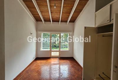 4 Bed House with En Suite in Kitisuru