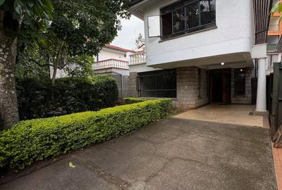 4 Bed Townhouse with En Suite at Mbaazi Avenue