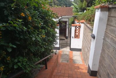 2 Bed House with Garden in Runda