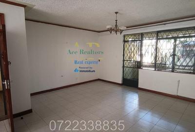 3 Bed Apartment with En Suite at Lavington - 2