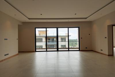 4 Bed Apartment with En Suite in Westlands Area - 2