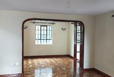 4 Bed Villa with En Suite in Muthaiga - 2