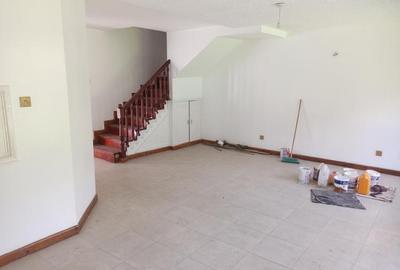 4 Bed Townhouse with En Suite at Kileleshwa