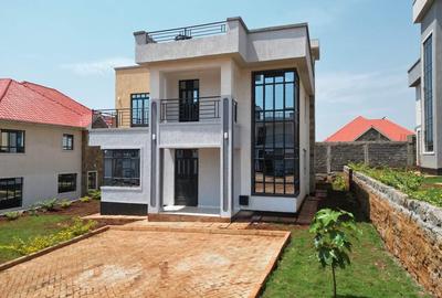 4 Bed Townhouse with En Suite in Kenyatta Road