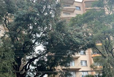 4 Bed Apartment with En Suite in Kileleshwa