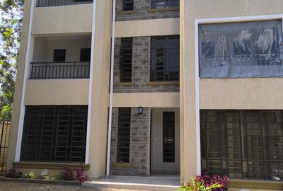 4 Bed Townhouse with En Suite at Ondiri