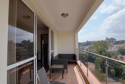 Furnished 3 Bed Apartment with En Suite at Brookside Drive