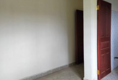 5 Bed House with En Suite in Ongata Rongai - 4